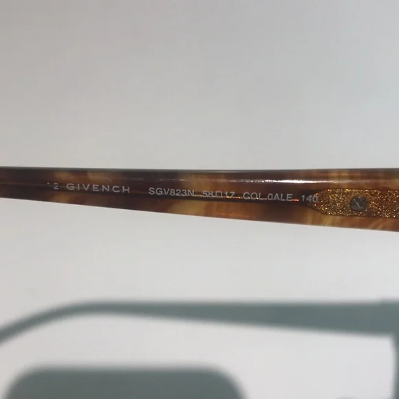 Givenchy Sunglasses - Picture 4 of 6